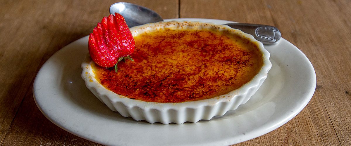 The Common Man - Dessert - White Chocolate Creme Brûlée